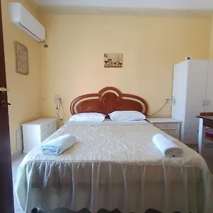 Dei Mille Alloggio in famiglia Palermo